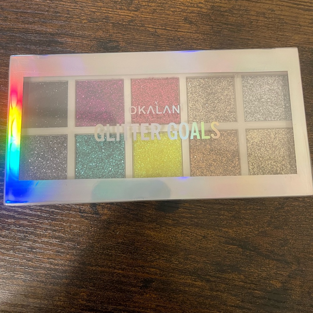 Glitter pallet